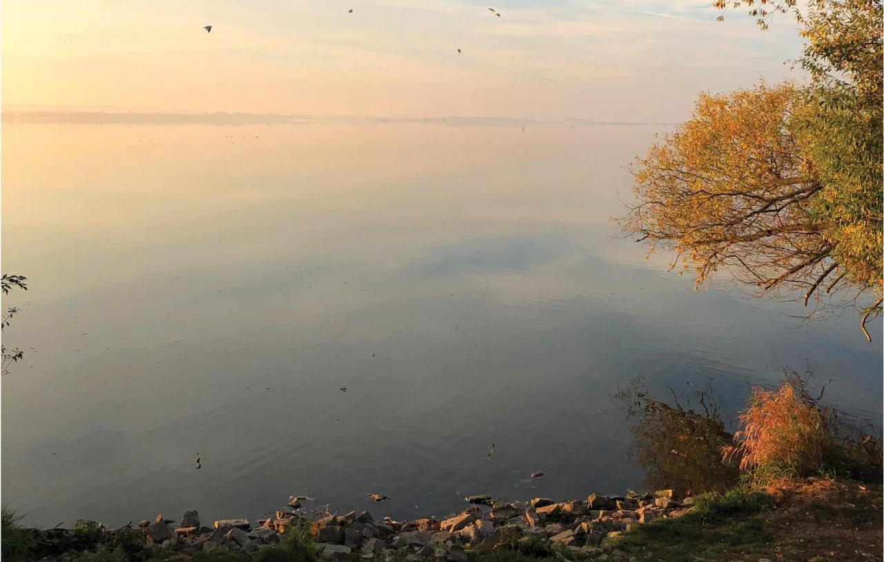 Cozy Home In Lembruch-Duemmer See With Wifi Esterno foto